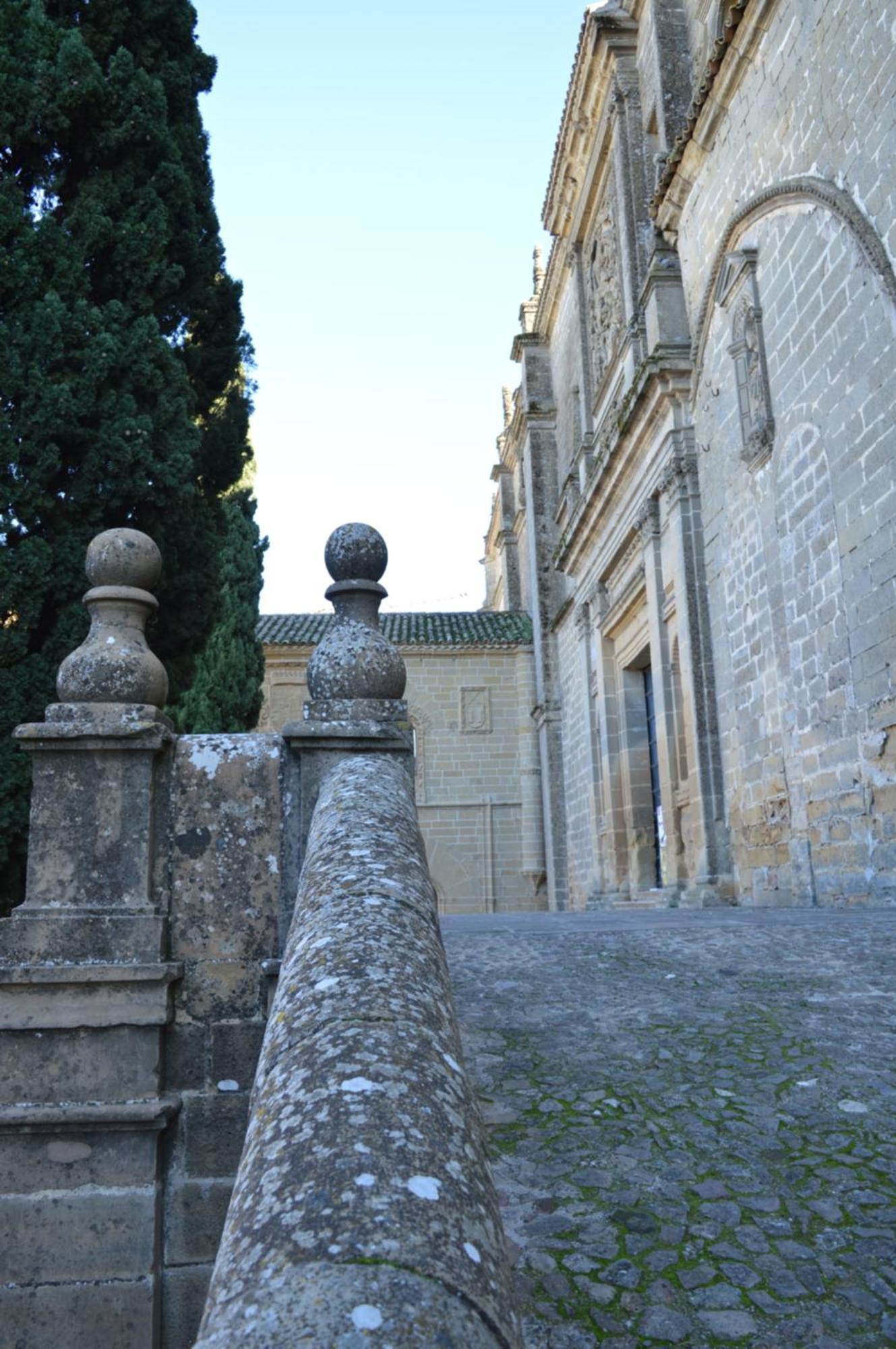Hotel Baeza Monumental By Eme Hoteles Exterior photo